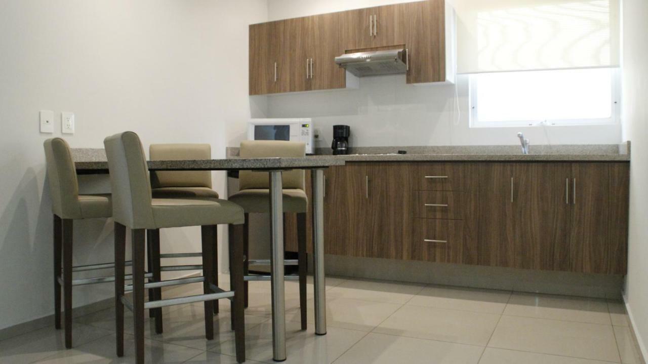 Suites Chapultepec Guadalajara Eksteriør billede
